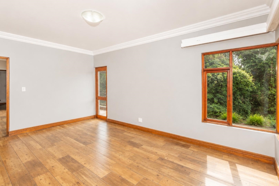5 Bedroom Property for Sale in Xanadu Eco Park North West